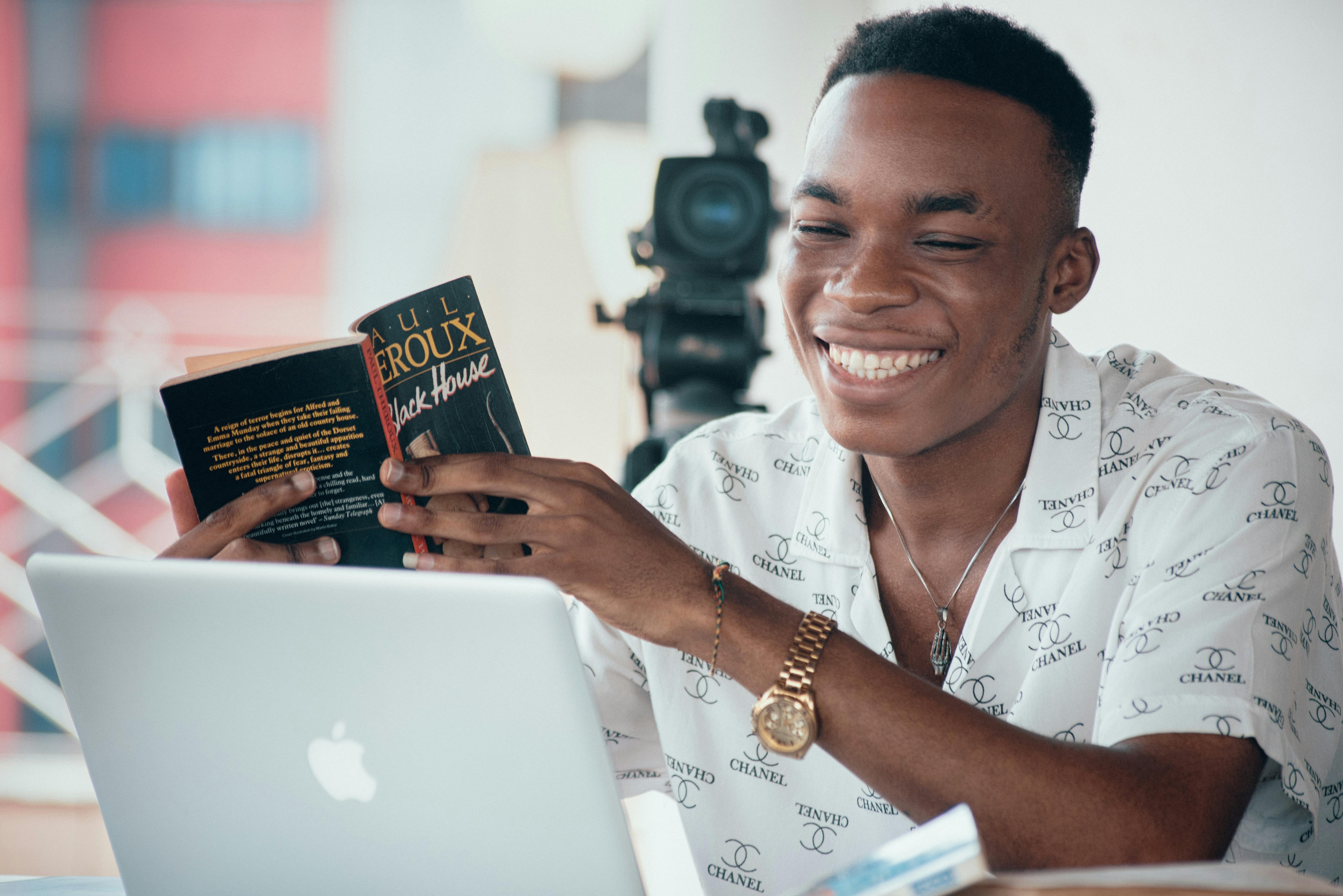 Digital Learning & Strategic Innovation - Education consulting